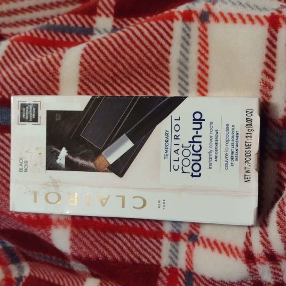 Clairol temporary root touch up-black
